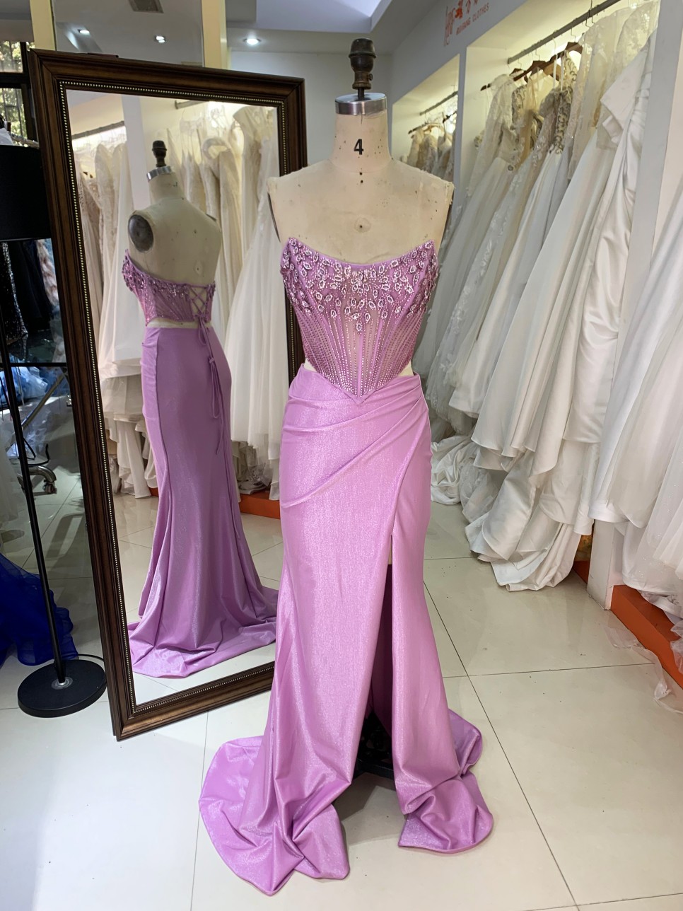 2026 New Design with Beaded Elegant Evening Prom Dress With Lace up Back Sexy Prom Dress