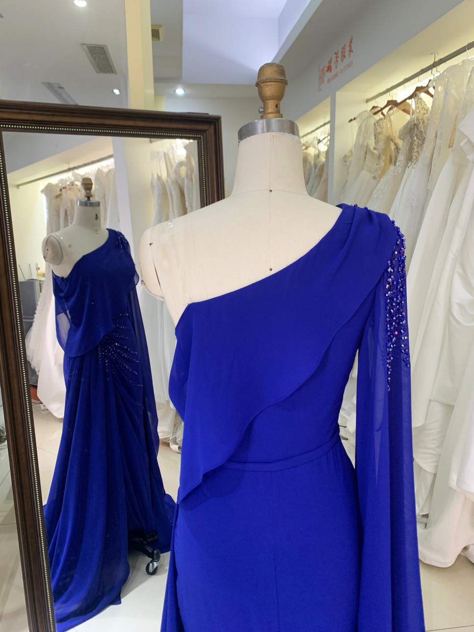 2026 High Quality Elegant Embroidered Fitted Cape One Shoulder Gown Sequined Beaded Sweep Train Floor-Length Evening Dress