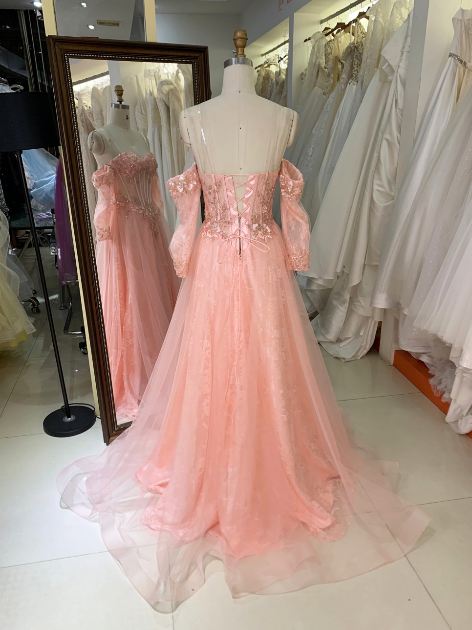 2026 Elegant Dusty Rose Mermaid Lace Appliques Embroidered Beaded V-NECK with Sleeve Floor-Length Sweep Train Prom Dress