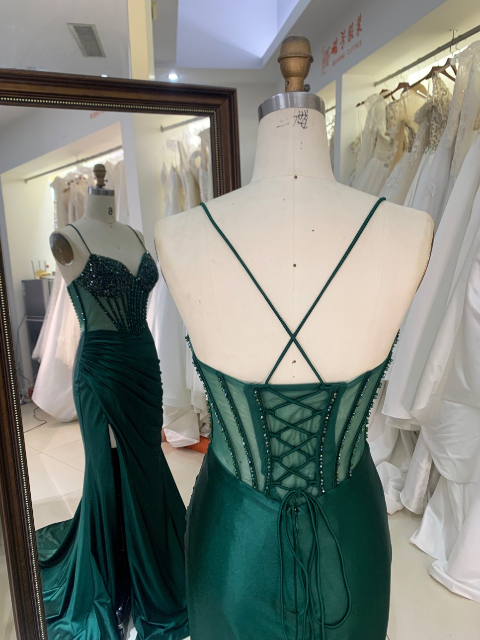 Wholesale Emerald Green Long Party Dresses Corset Boning with Bead Lace-up Back for Party Evening Wear