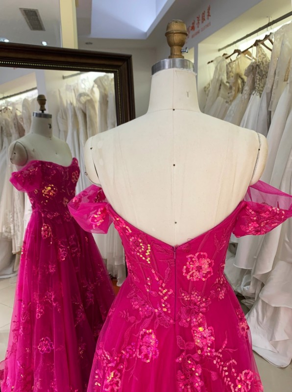 Wholesale Prom Dresses off Shoulder Evening Dress Ball Gown with Beading Embroidery Flowers A-line Evening Dresses