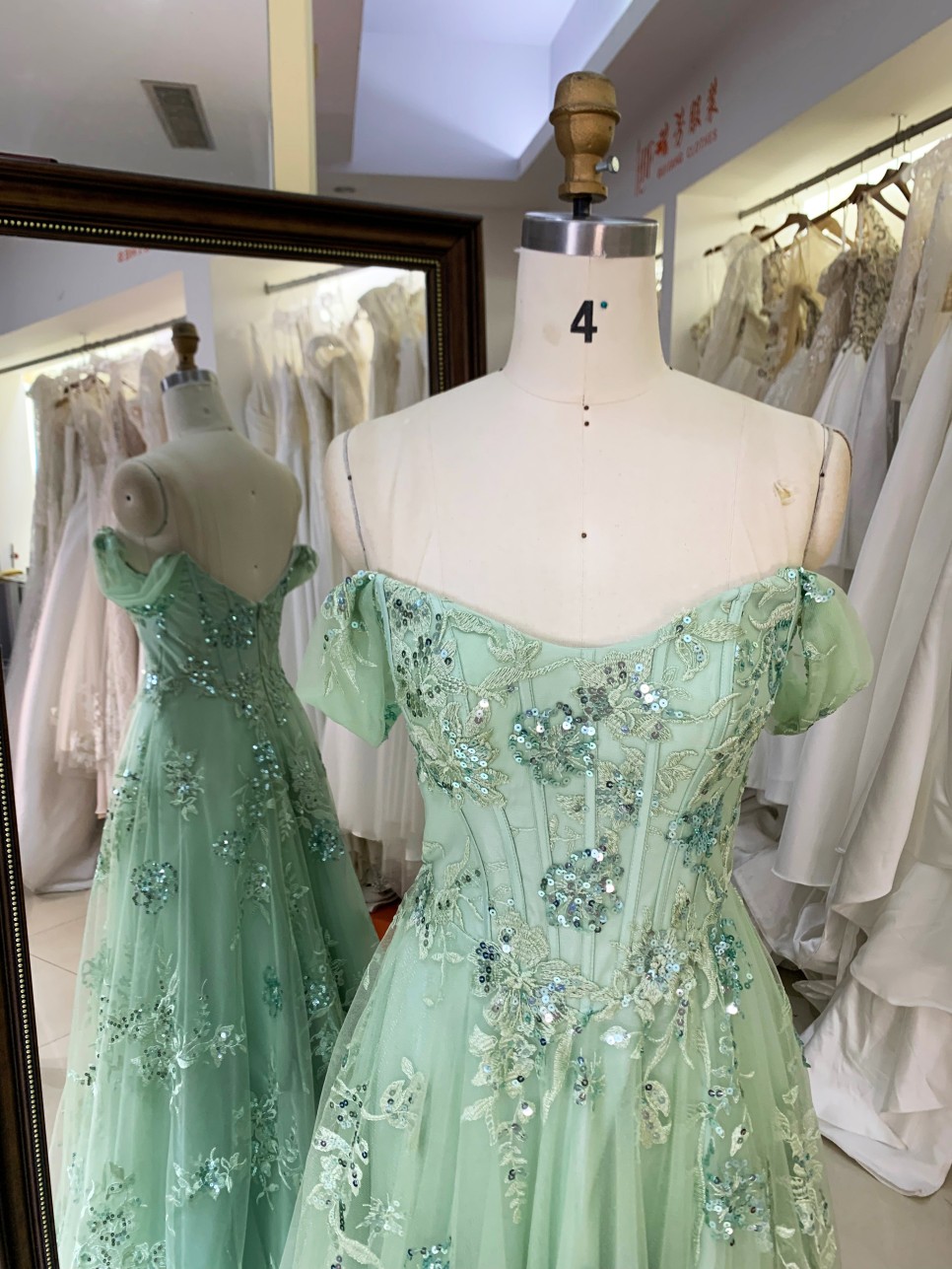 2026 Slit Gown Butterfly Evening Dresses Backless New Satin Dresses with Special Designs for Women