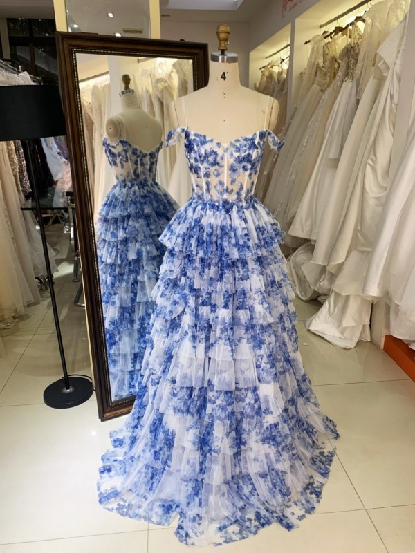 2026 High Quality Elegant Light Blue Floral Printed Tiered Floor-Length Sweep Train Prom Dresses Slit Spaghetti Strap