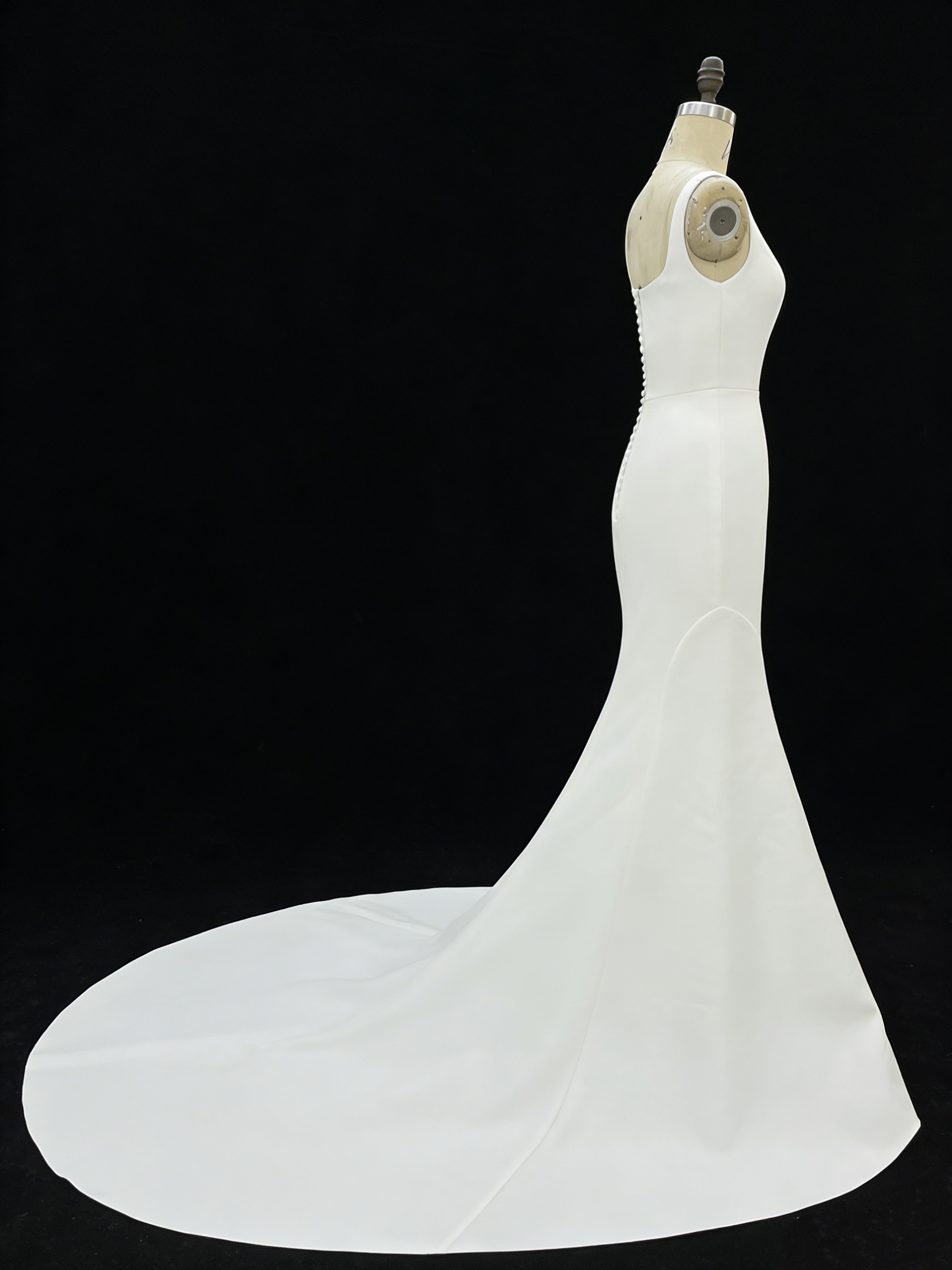 2026 Elegant Simple Design Bridal Floor-Length Wedding Gown Classic for Brides