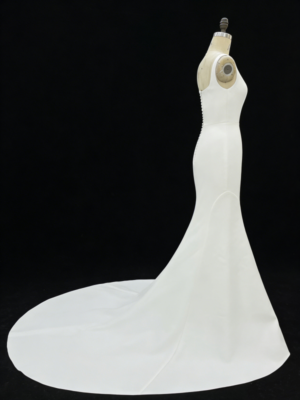 2026 Elegant Simple Design Bridal Floor-Length Wedding Gown Classic for Brides