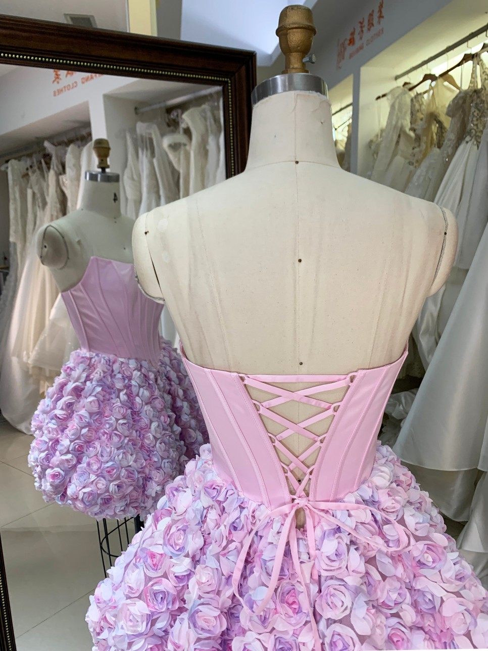 Luxury Party Style Short Prom Dress with 3D Flowers Short Evening Dresses Mini Homecoming Dress with Lace up Back