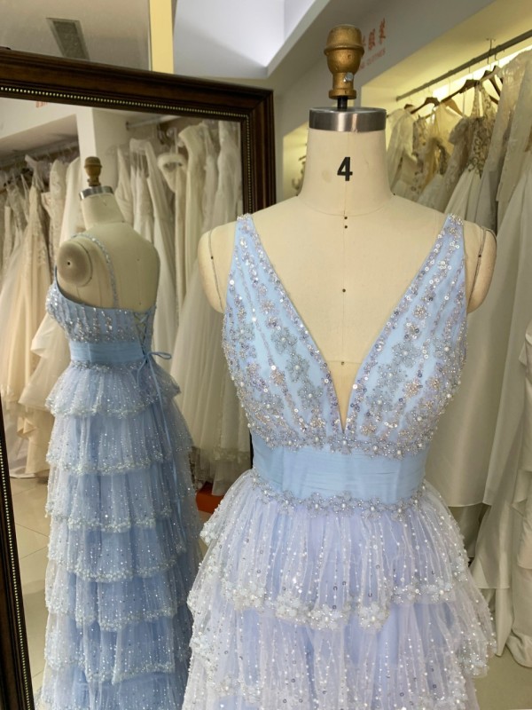 New Fashionable Sky Blue Ball Gown Prom Dress Ruffle Princess Skirt with V Neck Evening Dresses Sleeveless for Party