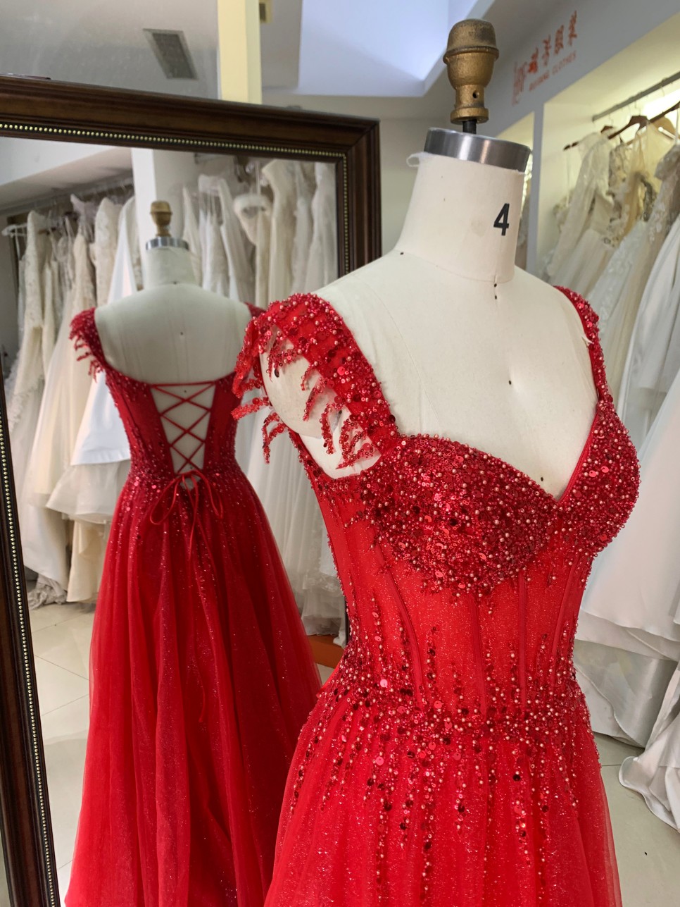 Luxury Prom Dress Sexy Red Color Aline V Neck with Beading and Lace up Back