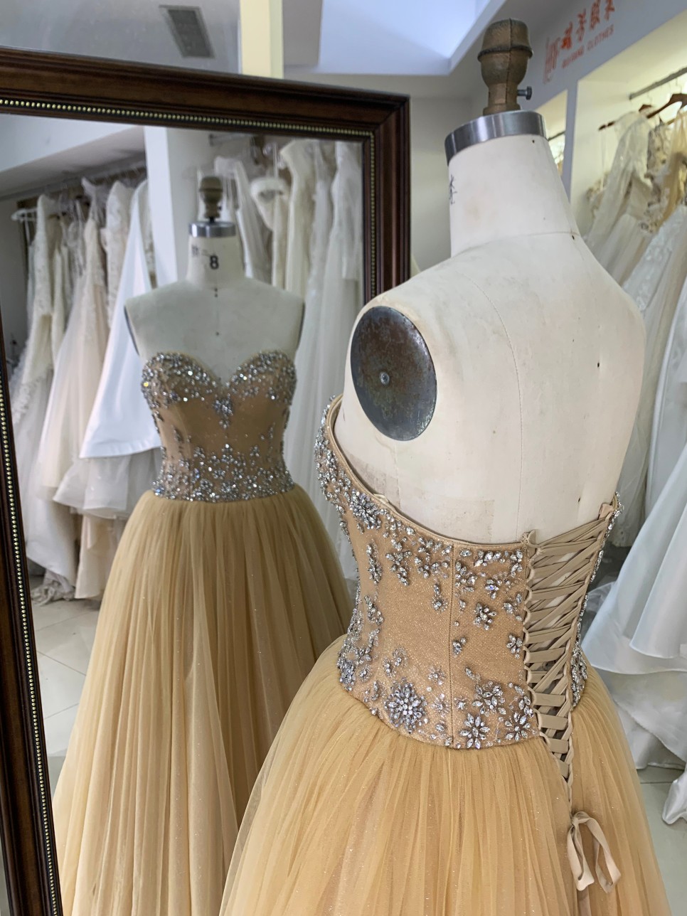 Long Evening Dresses Luxury A-Line Sweetheart Neckline With Beads and Stones Wedding for Ladies