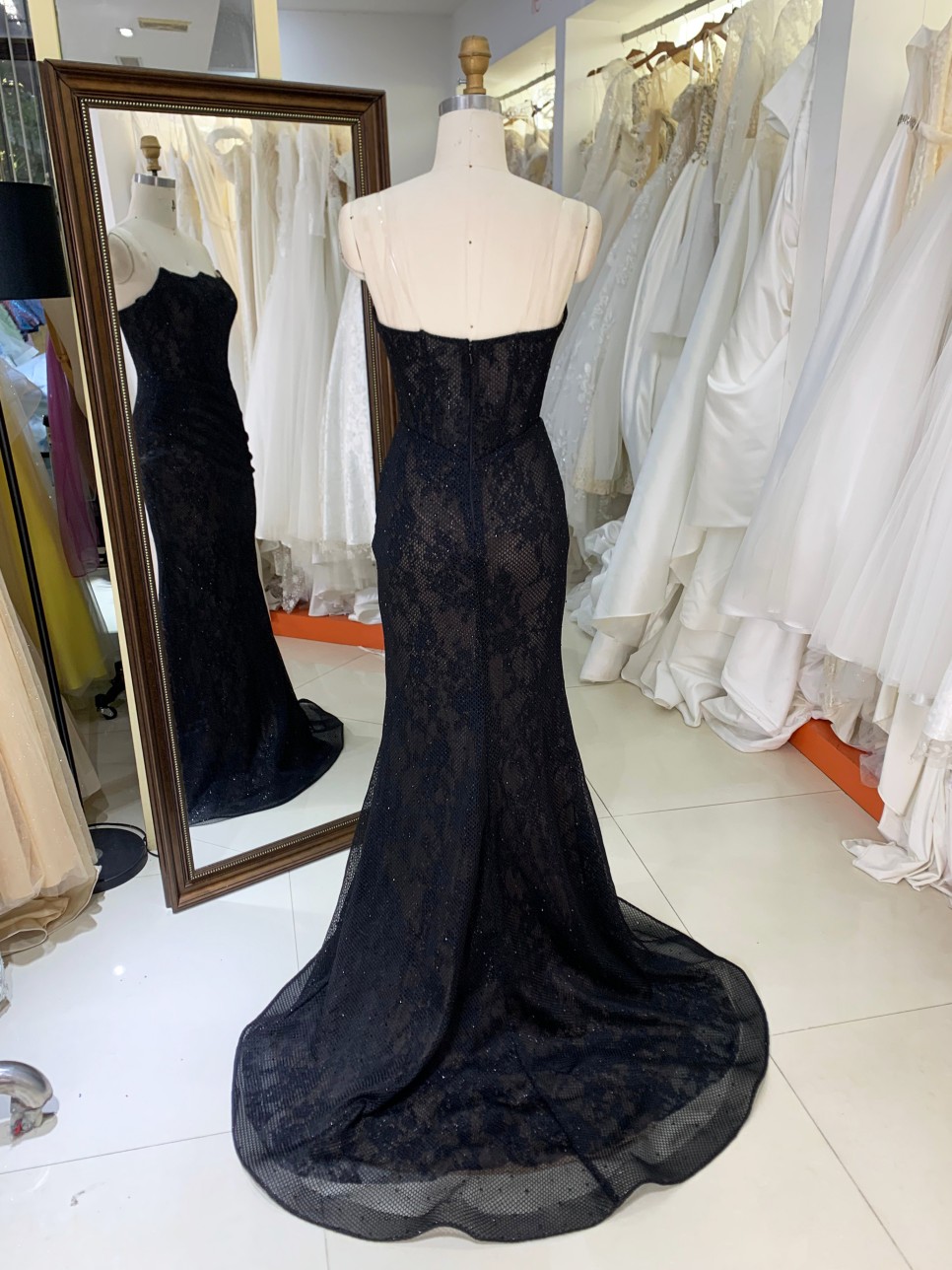 New Luxury Chain Beading Prom Dresses Princess Black Elegant Formal Prom Dress With Train
