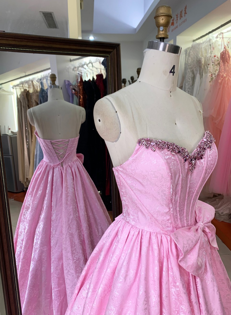 New America Wholesale pink Floor-Length Ball Gown Satin Breathable Ruffle Party Dresses for Ladies Young Girl with Bowknot