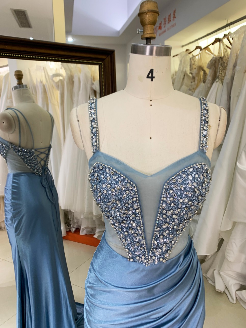 New Luxurye Smoky Blue Chain Beading Long Gowns Evening Dresses Beaded Heavy Prom Dress