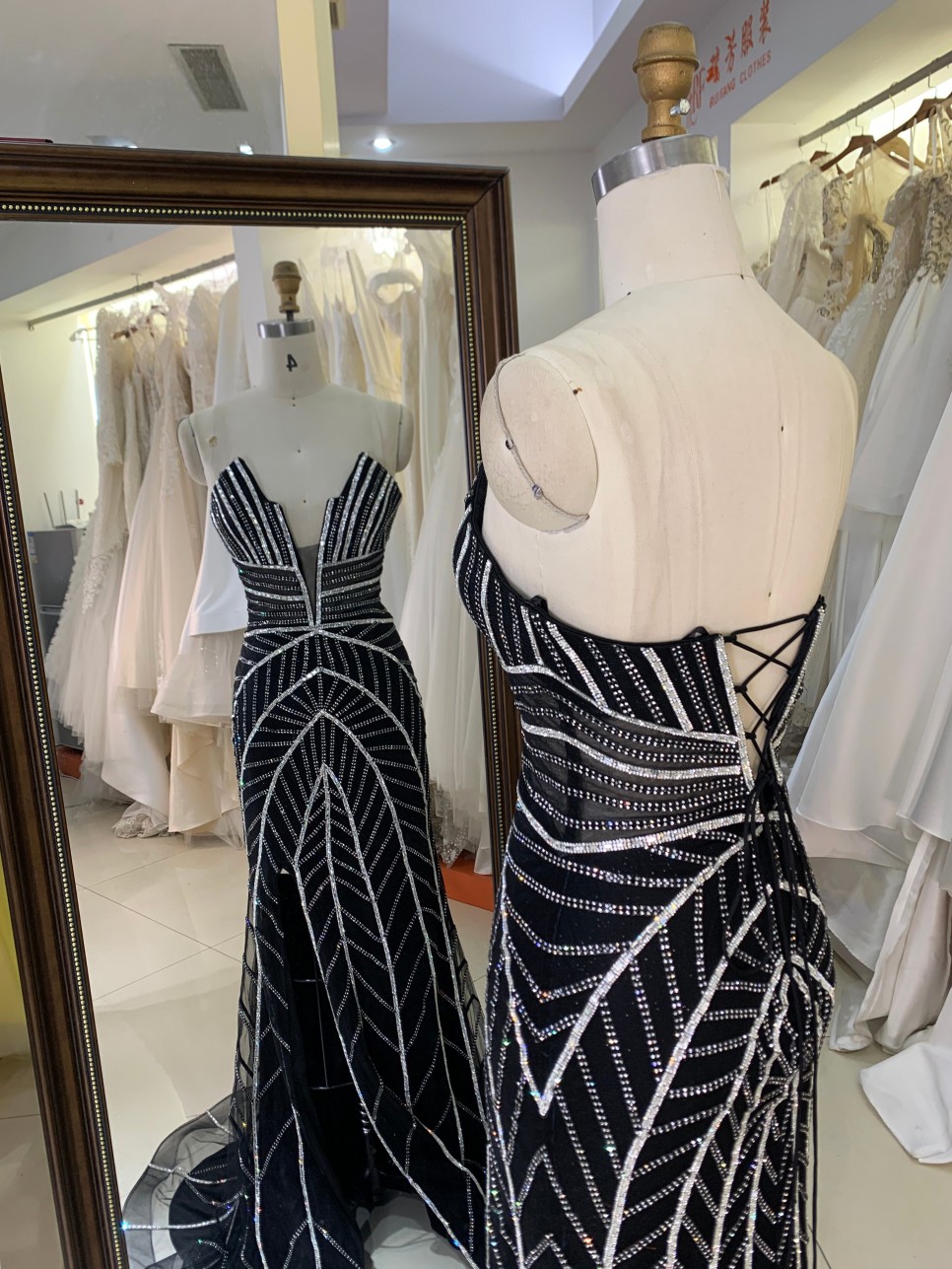 Wholesale Shiny Satin Fabric Sexy Evening Party Dress with High Slit Clubwear Evening Long Party Dress