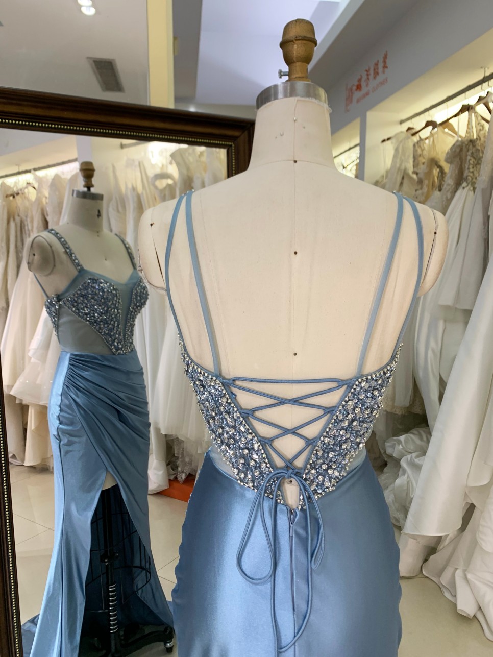 New Luxurye Smoky Blue Chain Beading Long Gowns Evening Dresses Beaded Heavy Prom Dress