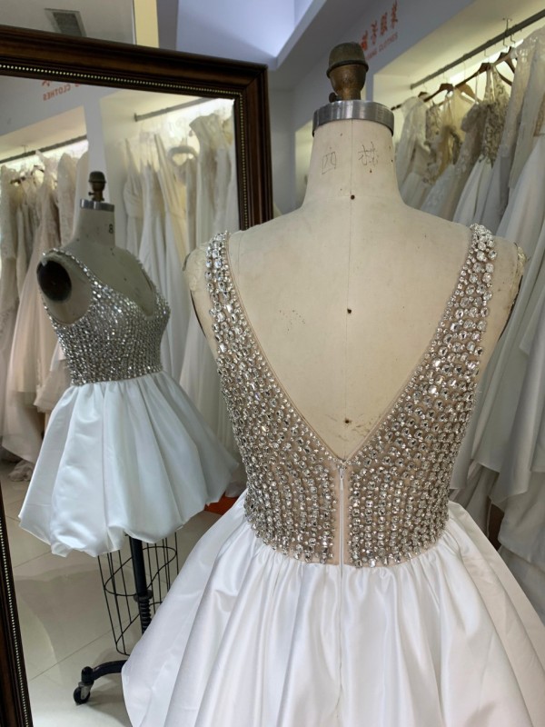 New Short Luxury Bling Shining Full Dress Popular Crystal Bodice Applique Party Homecoming Gowns for Teenagers Garment