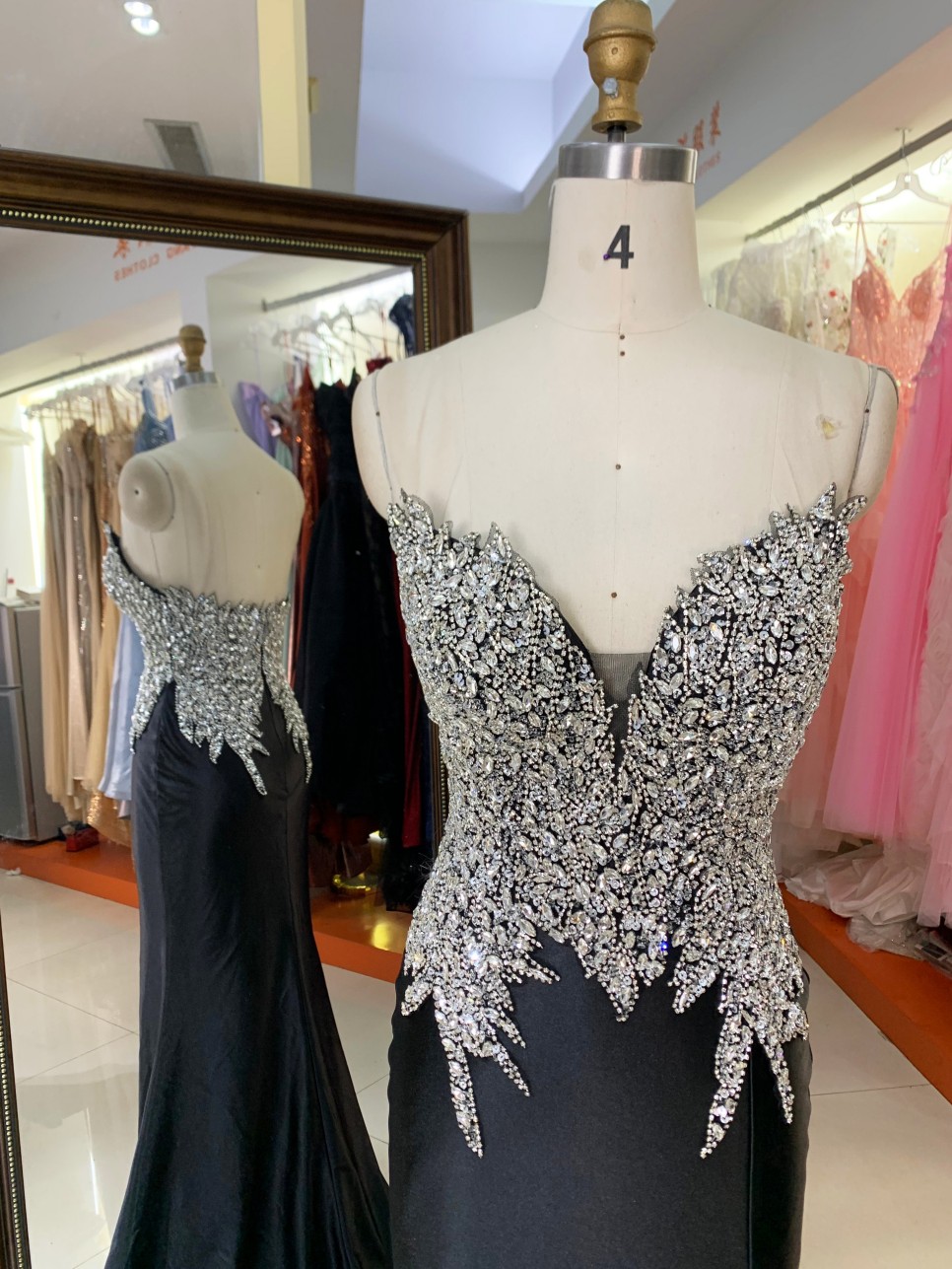 Wholesale Shiny Satin Fabric Sexy Evening Party Dress with High Slit Clubwear Evening Long Party Dress