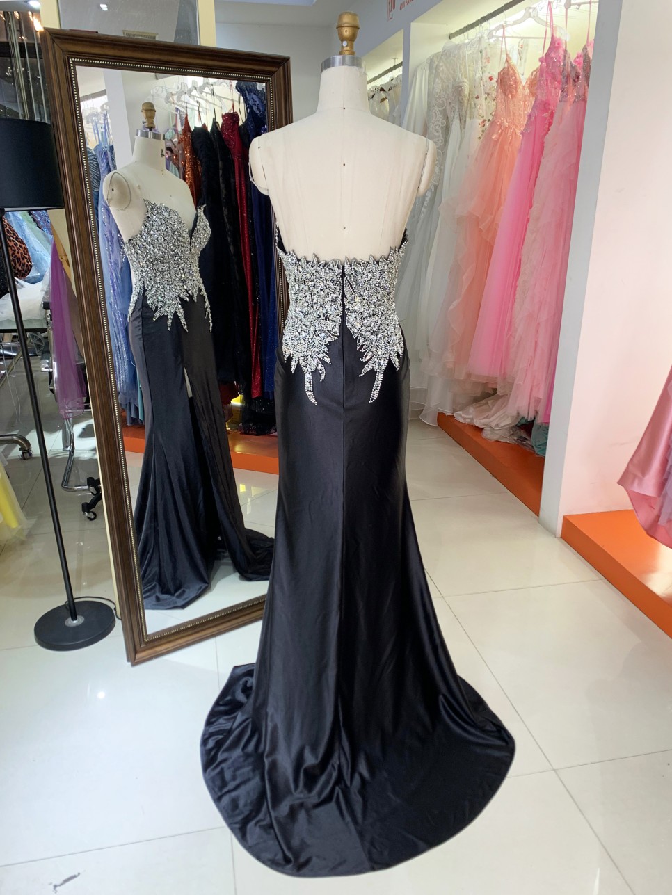 Wholesale Shiny Satin Fabric Sexy Evening Party Dress with High Slit Clubwear Evening Long Party Dress