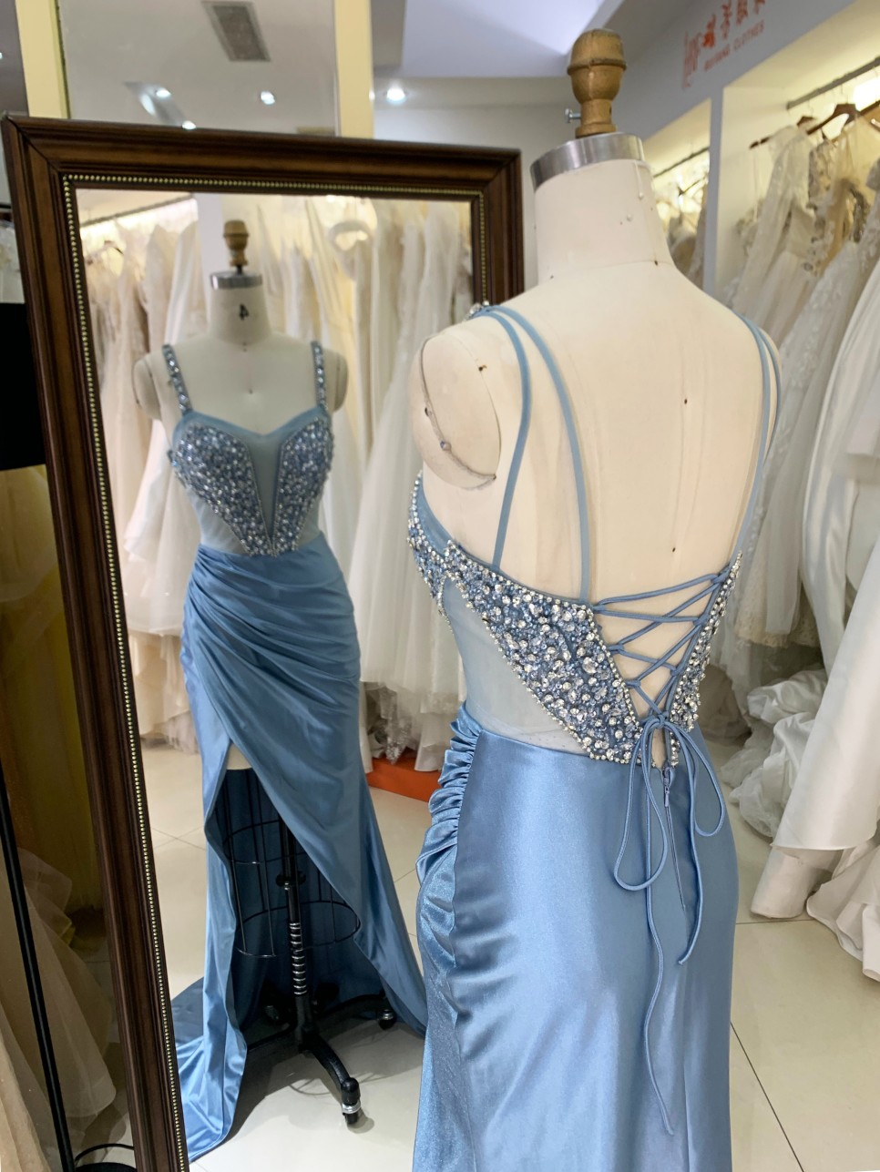 New Luxurye Smoky Blue Chain Beading Long Gowns Evening Dresses Beaded Heavy Prom Dress