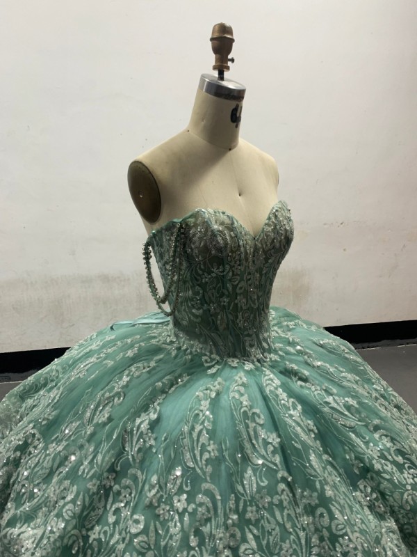 Glittering Green Quinceanera Dresses Gold Lace Appliques Birthday Party Ball Gown Corset