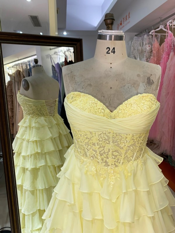 Wholesale Elegant Chiffon Dress Off-the-Shoulder Lace Formal Dress Prom Dress with Lace Bodice and Tiered Ruffle Skirt