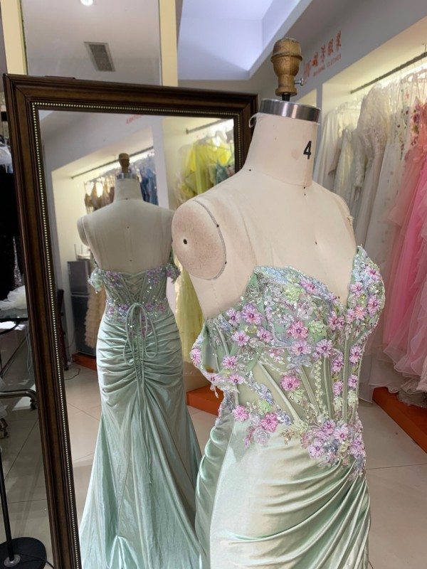 2026 Wholesale Beading Sequin Embroidered Stain Long Gown Fashion Elegant Evening Dresses With High Slit