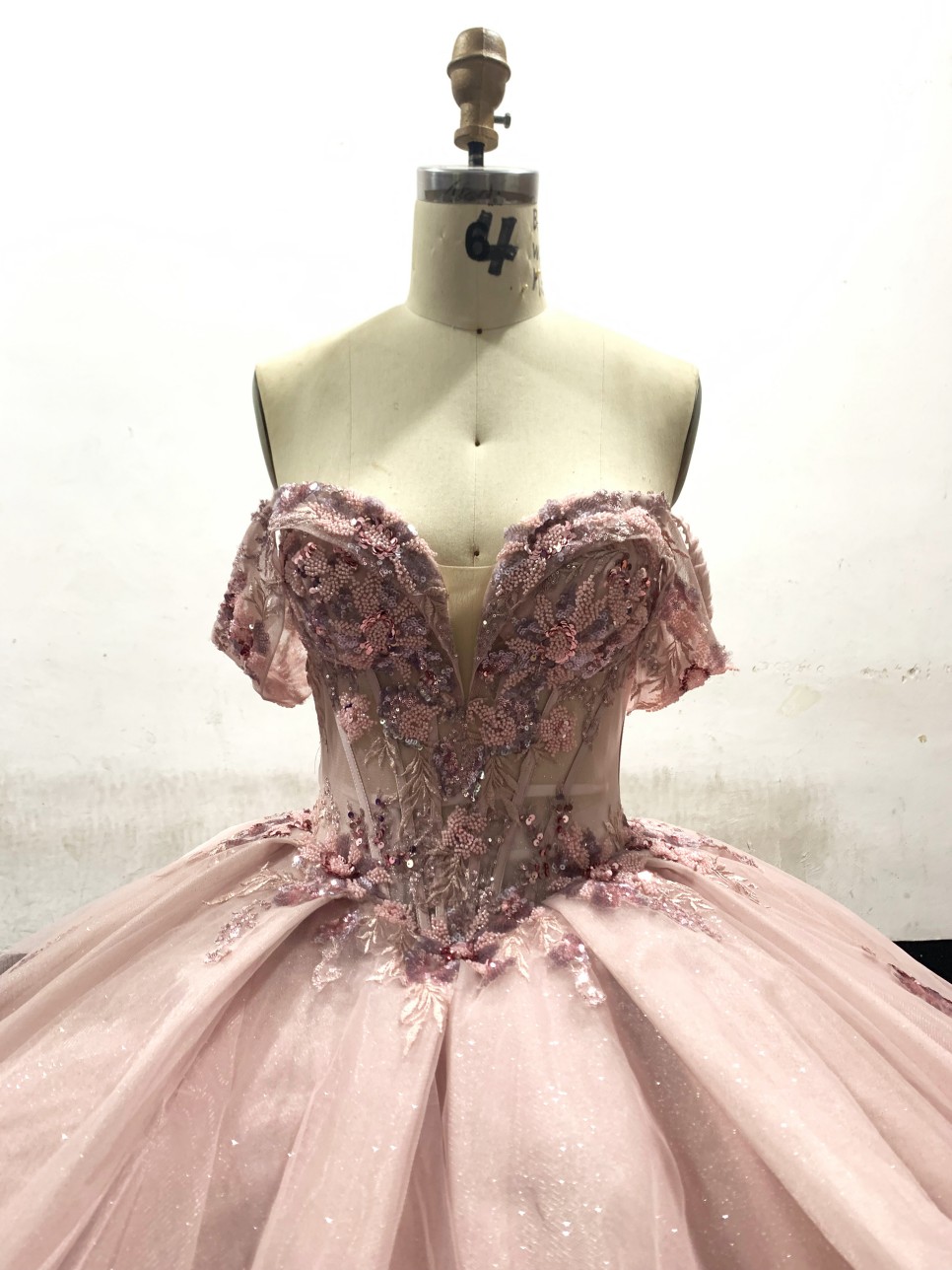 2026 Quinceanera Dresses Flower Beading Lace Crystal Sweetheart Vestidos De 15 Anos Birthday Party Prom