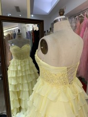 Wholesale Elegant Chiffon Dress Off-the-Shoulder Lace Formal Dress Prom Dress with Lace Bodice and Tiered Ruffle Skirt