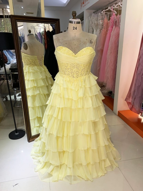 Wholesale Elegant Chiffon Dress Off-the-Shoulder Lace Formal Dress Prom Dress with Lace Bodice and Tiered Ruffle Skirt