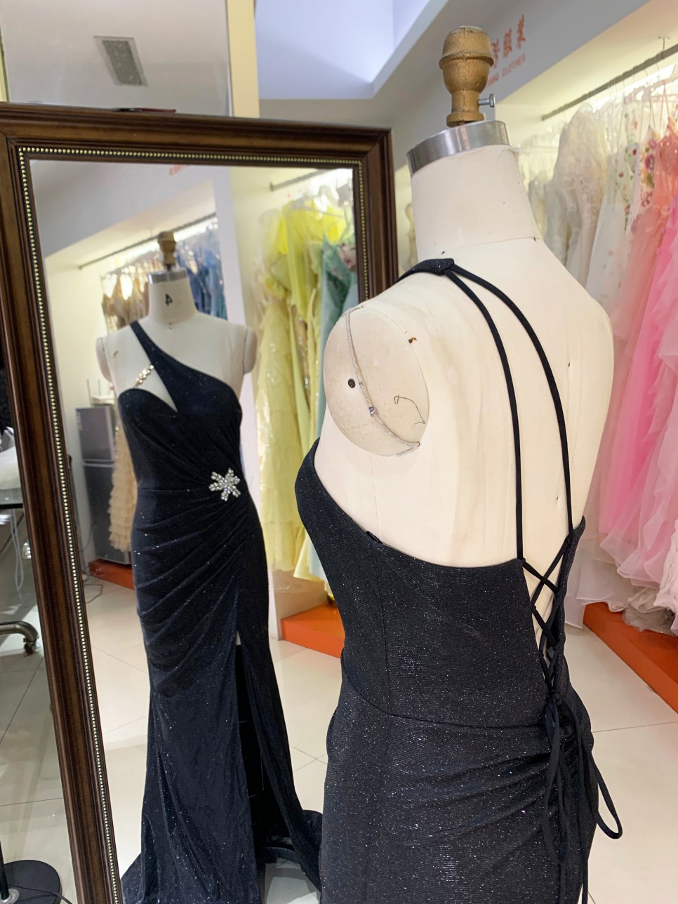 Wholesale 2026 New Design One Shoulder Dark Blue With Fine Shimmer Rhinestone Accent Floor Length Evening Dress