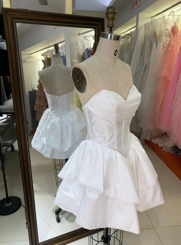 New Arrival Cocktail Homecoming White Pleat Gowns Beaded Heavy Prom Dress for Women Young Girl