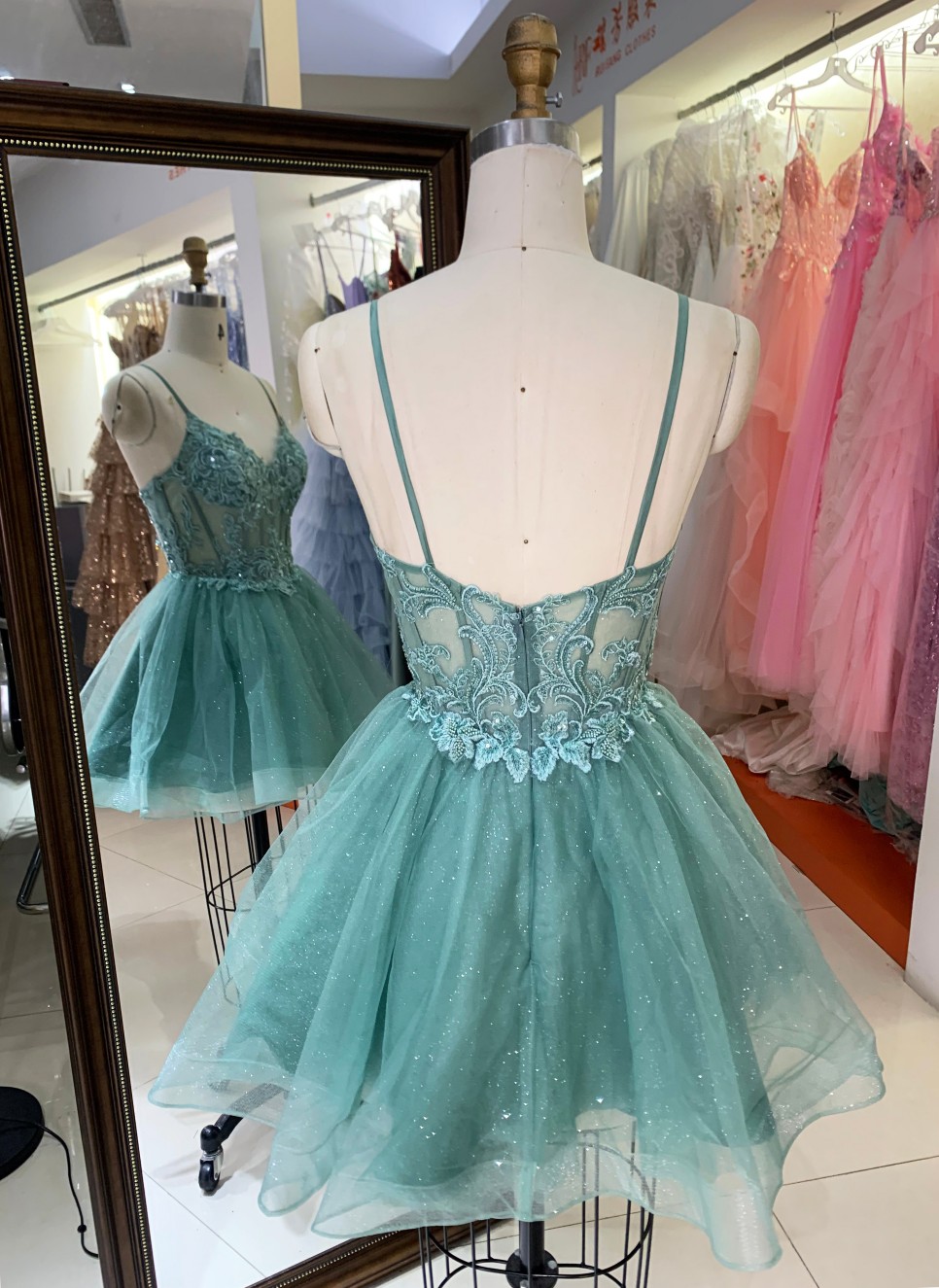 Premium A-Line Sparkly Short Homecoming Dress Floral Appliques Tulle Evening Gown High Quality for Boutique Wholesaler