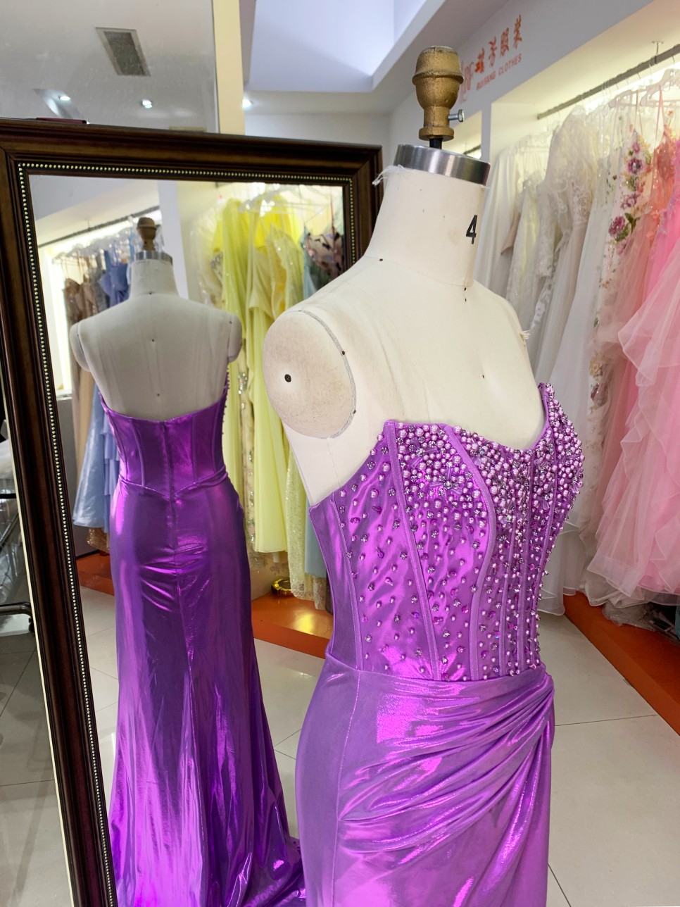 Premium A-Line Sparkly Short Homecoming Dress Dot Satin Floral Appliques Evening Gown High Quality for Boutique Wholesaler