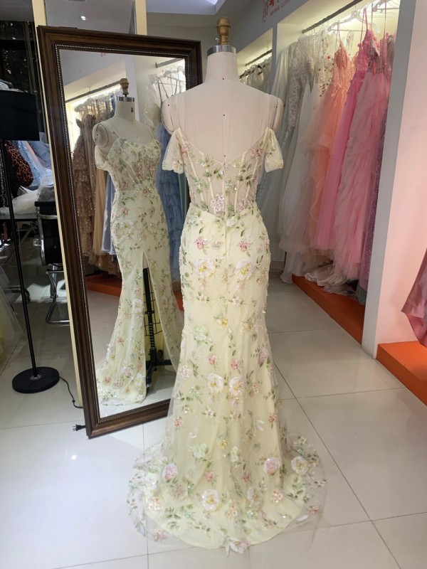Premium A-Line Satin Dot Crystal Slim Fit 100% Polyester Mini Homecoming Dress Sweetheart Bow Elegant Evening Gown High Quality