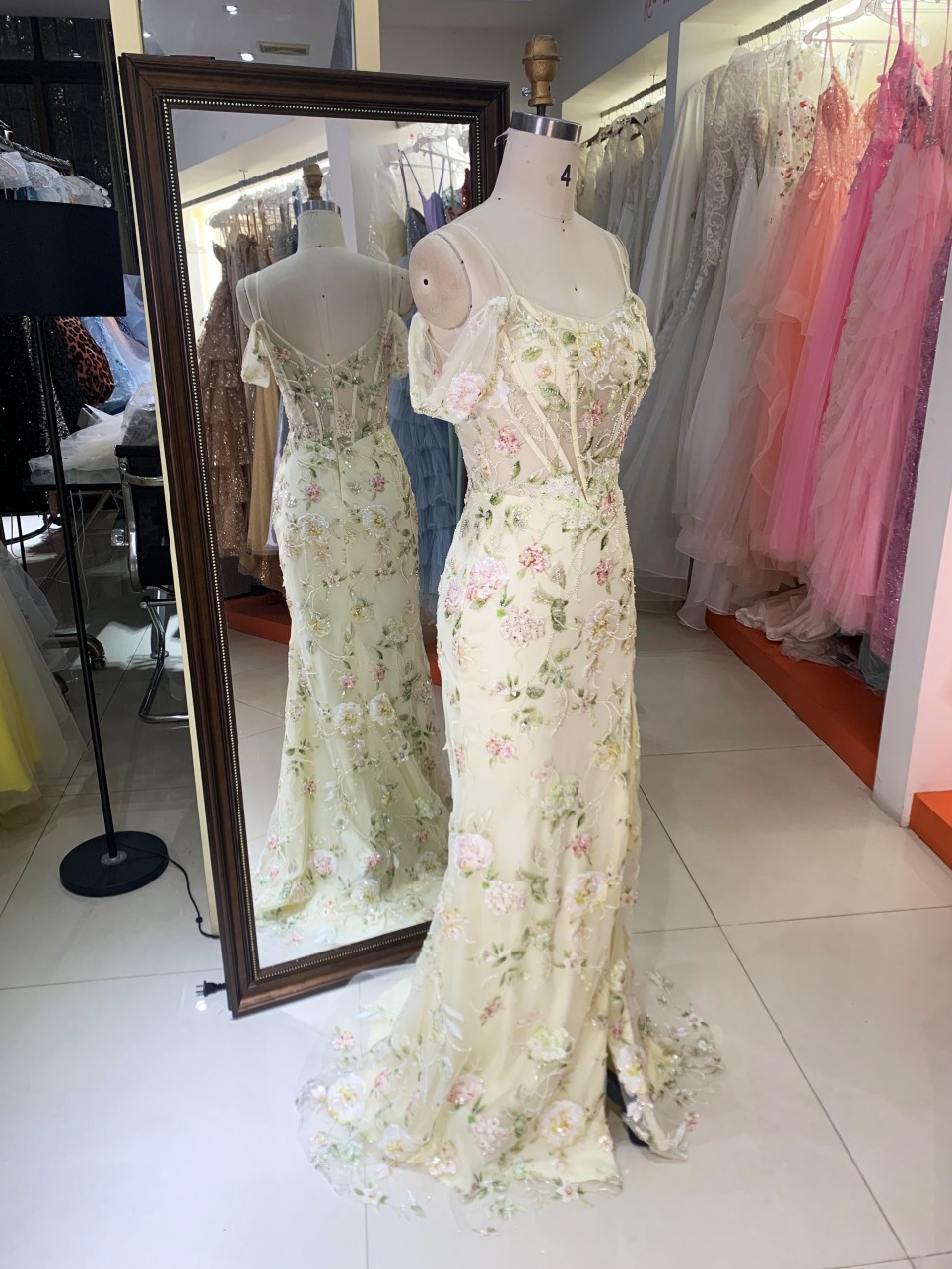 Premium A-Line Satin Dot Crystal Slim Fit 100% Polyester Mini Homecoming Dress Sweetheart Bow Elegant Evening Gown High Quality