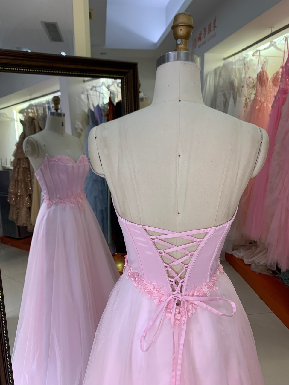 Premium A-Line Satin Dot Crystal Slim Fit 100% Polyester Mini Homecoming Dress Sweetheart Bow Elegant Evening Built-in Bra