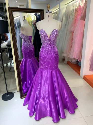 2026 Prom Dresses Satin Ball Gown Black Girls Evening Gown Sexy Fuchsia Rhinestone Mermaid Wedding Bridal Party Sweep
