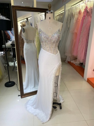 Luxury Women's Elegant Latest Custom Crystal Beading Prom Dresses Sexy White Color with Zipper Back
