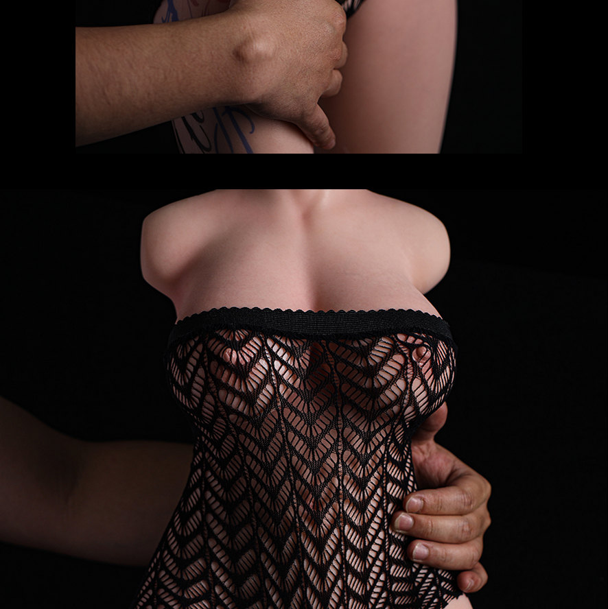 realistic-sex-torso-SiKSF-Cinnamon-man-holding-waist
