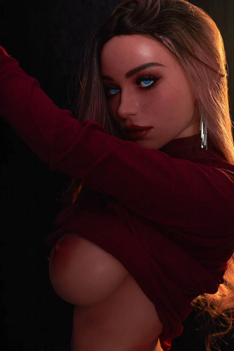 SiT163cm-silicone-sex-doll-Harriet-elegant-side-profile