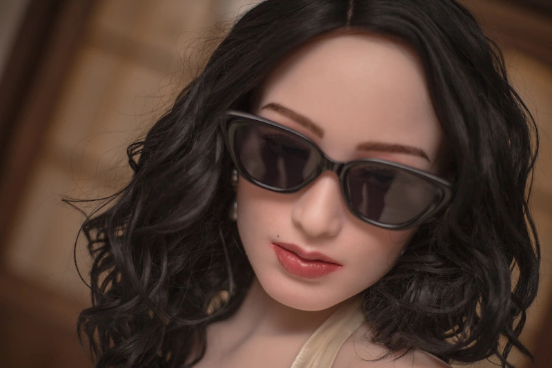life-size-sex-doll-sharla-wearing-sunglasses