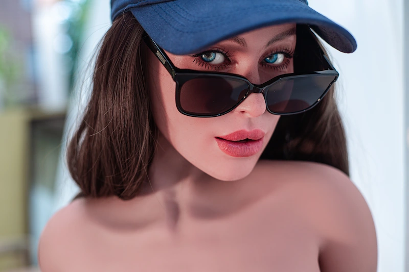 high-quality-sex-doll-Savanna-wearing-sunglasses