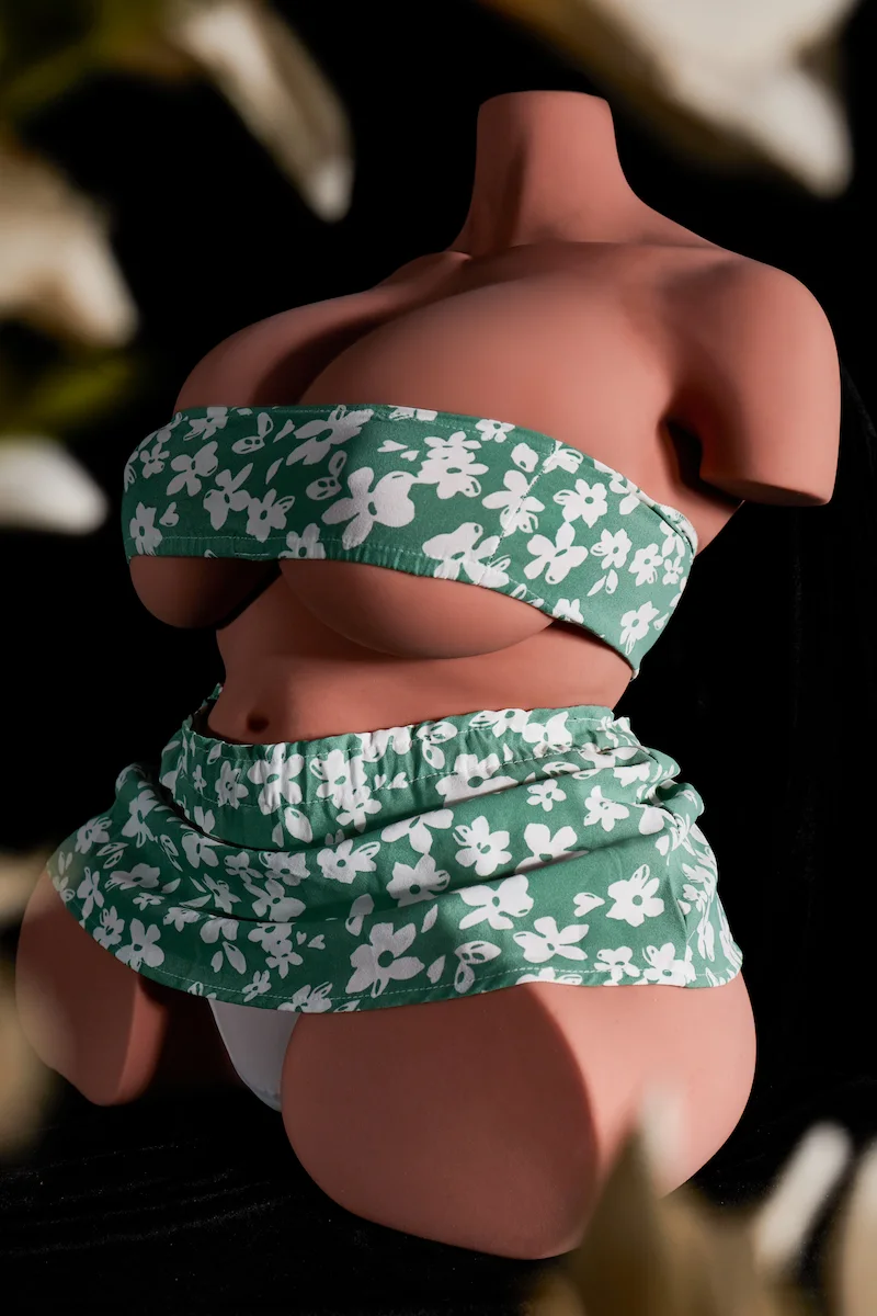 torso-sex-toy-STPE-160-wearing-green-floral-dress