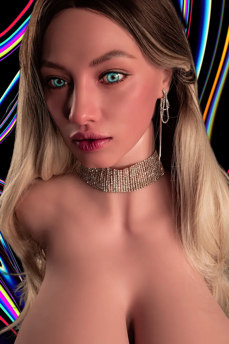 Sola-facial-detail-display-life-size-sex-torso-with-head