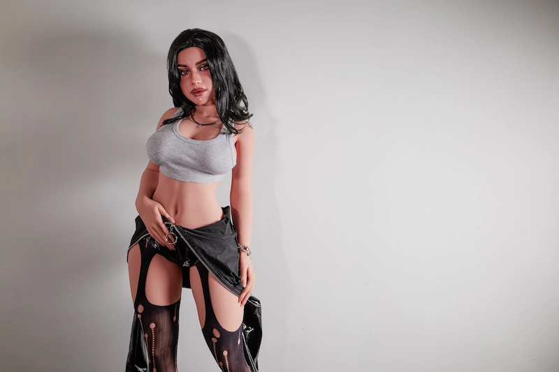 real-life-size-sex-doll-Reese-black-hair-sexy-beauty