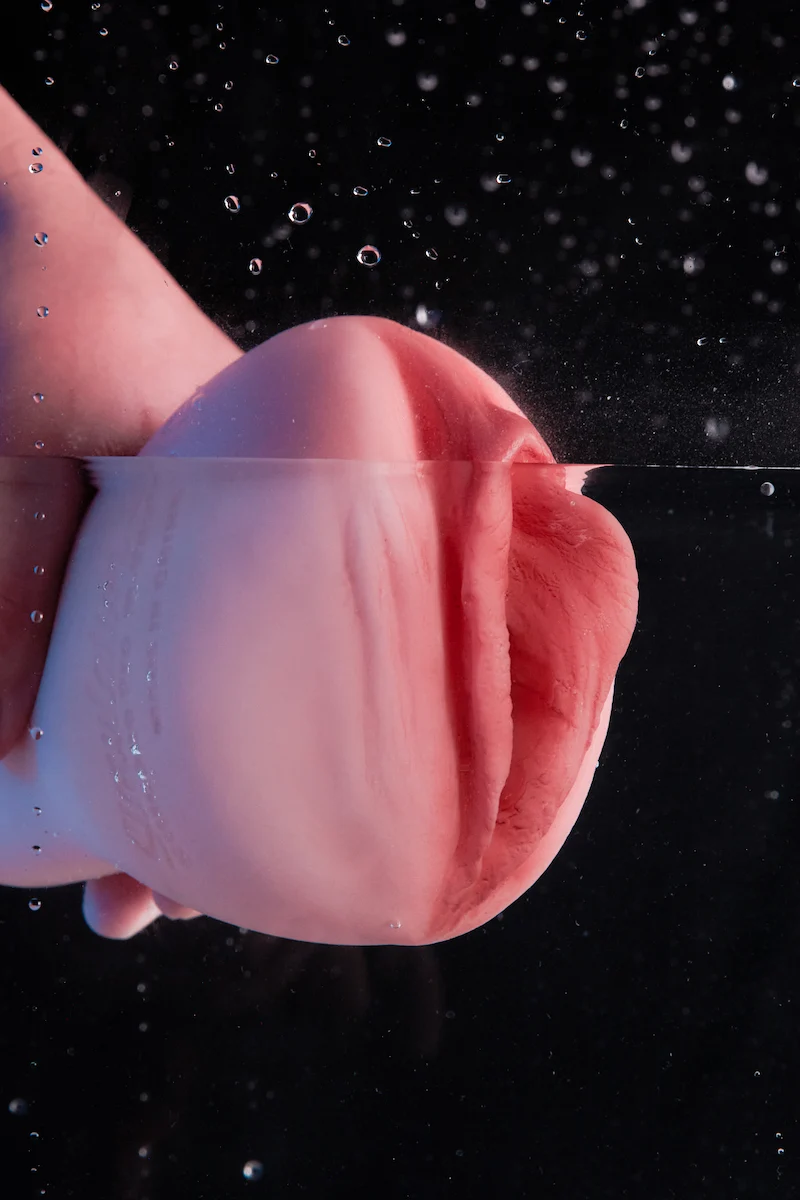 lifelike-vagina-labia-shot-in-water-M-Vagina-153