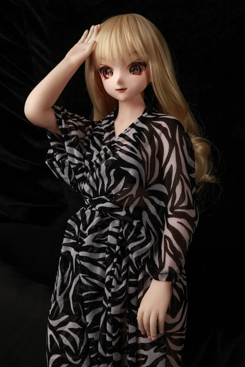 raising-right-hand-J60cm-XS-Nagisa-lifelike-mini-sex-doll