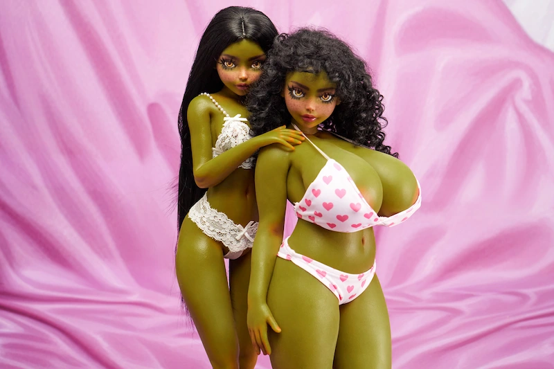Goblin-girl-sex-doll-Si60cm-X-XL-Hani-shoulder-hug-display