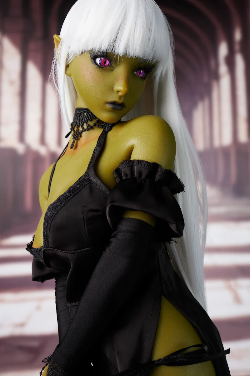 Mini-elf-sex-doll-side-view-Si60cm-L-Momoko