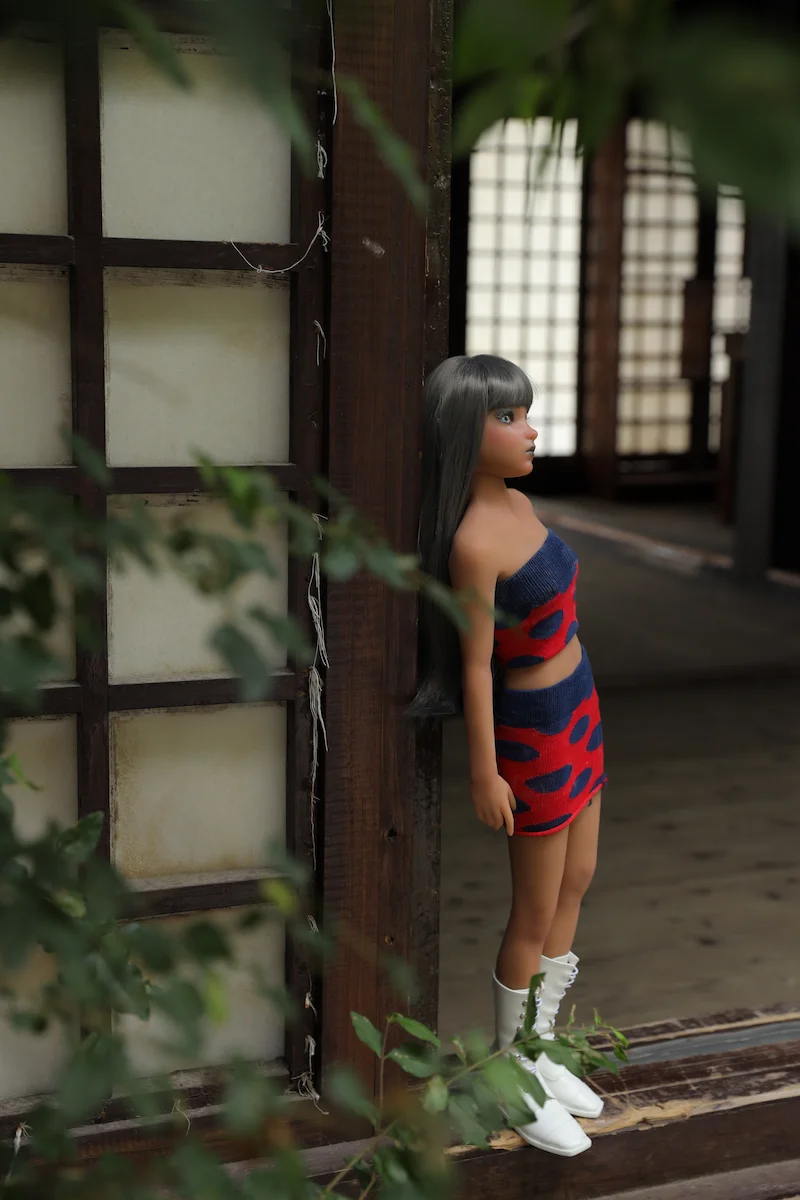 Mini-sex-doll-toy-standing-side-si60cm-s-sakurako