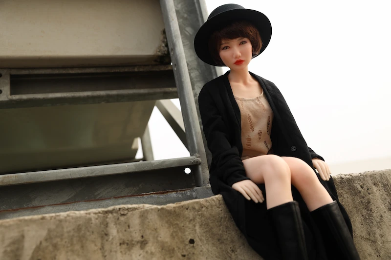 Si60cm-s-reka-anime-sex-doll-mini-sitting-display